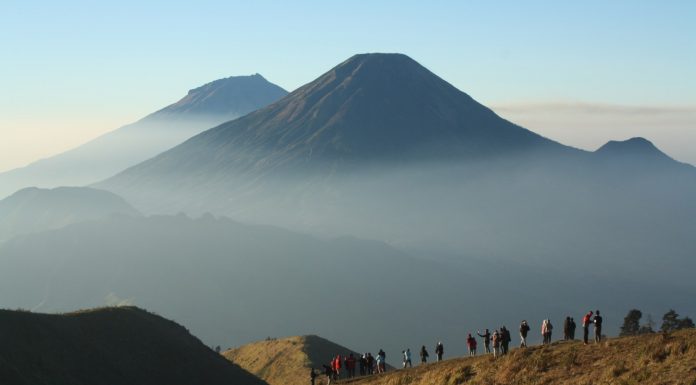 Jalur Pendakian Gunung Prau Dibuka 4 Maret, Sudah Siap Muncak Lagi?