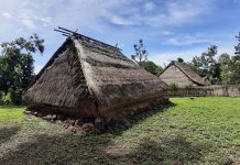 Bertandang ke Dusun Beleq, Desa Adat di Kaki Gunung Rinjani
