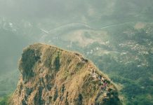 Menguji Adrenalin di Gunung Batu Jonggol