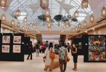 Seminyak Village Gelar Pameran Bertajuk 7 Miracle Painting & Sculpture Exhibition