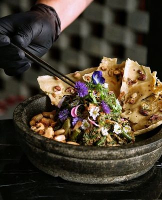 1945 Jadi Restoran Bersertifikat Halal Pertama di Hotel Bintang Lima Jakarta