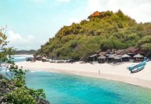Seru! Bermain Kano dan Snorkeling di Pantai Ngandong