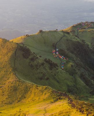 Jalur Pendakian Gunung Merbabu via Suwanting dan Wekas Dibuka Lagi 14 Juni
