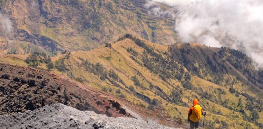 Sebelum Mendaki, Yuk Kenali Gejala Acute Mountain Sickness dan Cara Mencegahnya