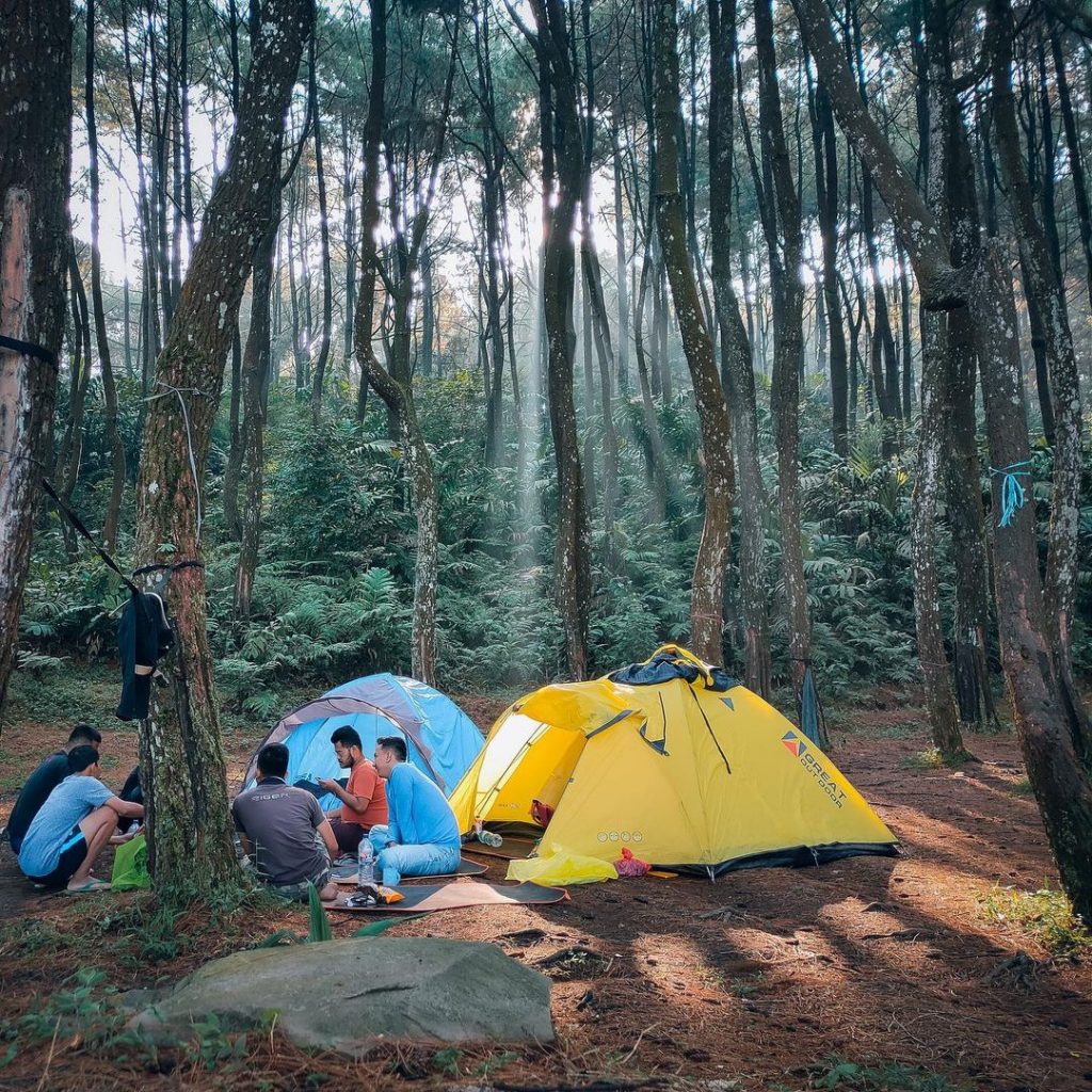 Asrinya Curug Hiji, Cocok Buat Lokasi Campingmu Berikutnya! - Where