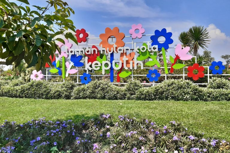 Taman Harmoni Keputih, Opsi Wisata Gratis di Surabaya