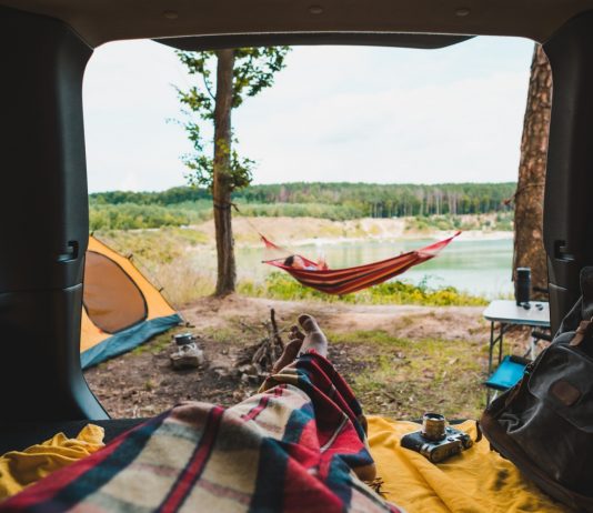 Persiapan Sebelum Berangkat Car Camping, Pemula Wajib Tahu!
