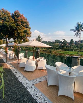 Nongkrong Asyik di Pinggir Kali, Kafe Baru di Bogor