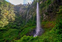 Mendaki Gunung Lewati Lembah, demi ke Curug Cileat!