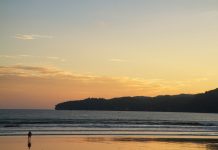 Penikmat Senja, Joging Sore di Pancer Door Yuk!