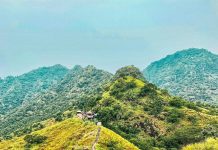 Joging Antimainstream di Pura Bukit Batu Kursi, Pemandangannya Bikin Terpukau!