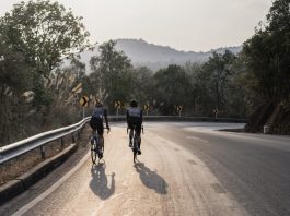 Tips Menaklukkan Tanjakan Saat Bersepeda