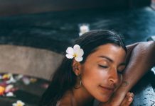 Nuansa Bali Kuno di Waroeng Djamoe Spa