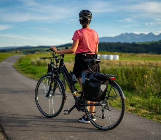 Tips Gowes Jarak Jauh agar Aman dan Tak Kelelahan di Tengah Jalan