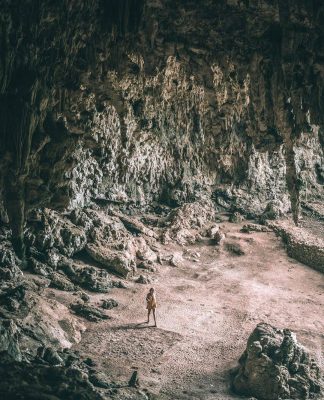 Mengunjungi ‘Hobbiton’ di Liang Bua, Ruteng
