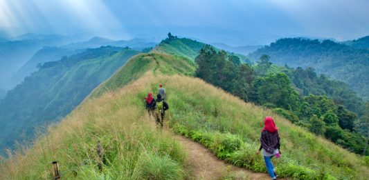 Bukit Watu Jengger di Mojokerto, Cocok untuk Pendaki Pemula