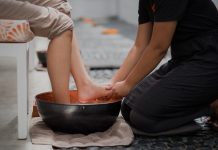 Rehat Sejenak sambil Menikmati Pijatan di Therapy Canggu