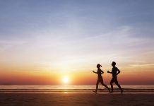 Krakatau Beach Fun Run, Ajang Lari sambil Menanti Sunset di Pantai Mandiri