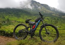 Bersepeda ke Gua Jepang, Situs Bersejarah di Tengah Kebun Teh