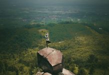 Bukit Goa Lawa, Destinasi Wisata Ekstrem di Tegal