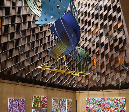 Menapaki Jejak Karya Seni Mario Andi Supria di Pameran Mata Mata